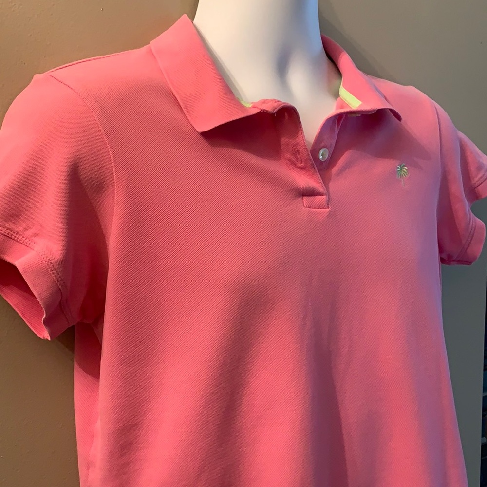 LILLY PULITZER Polo. Size Large (fits like medium) - Picture 4 of 9